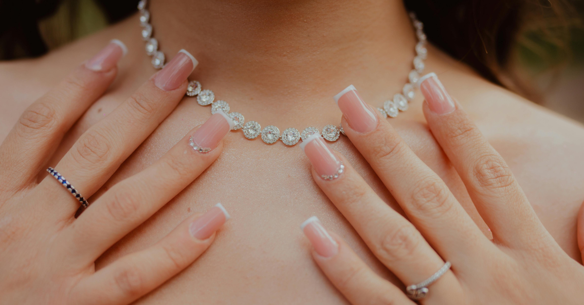 Jewelry That Completes the Outfit