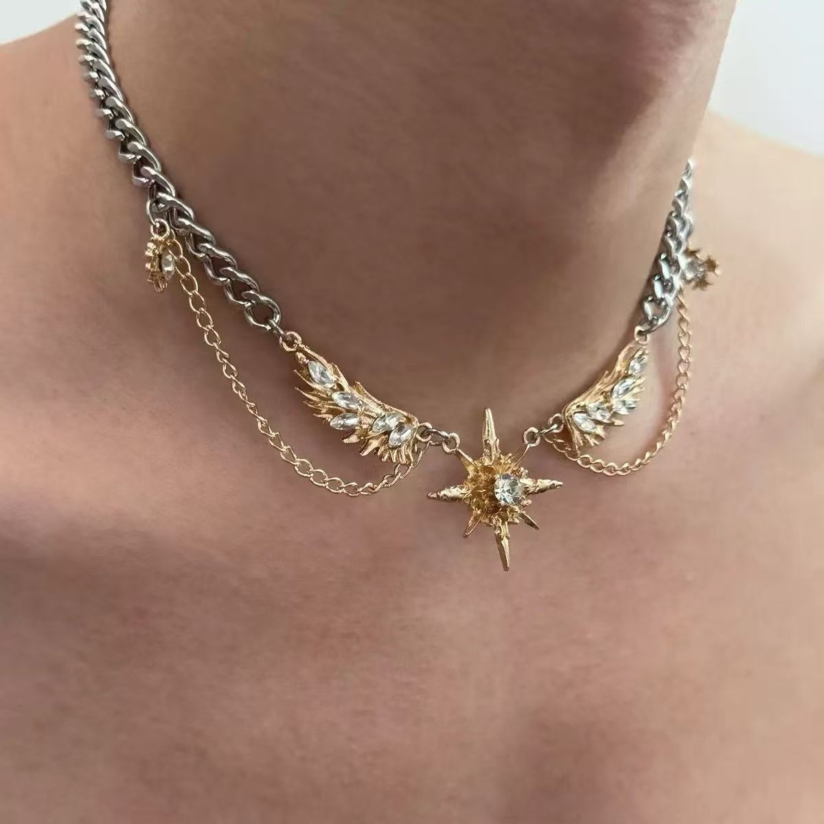 Gothic Dark Collarbone Chain Necklace